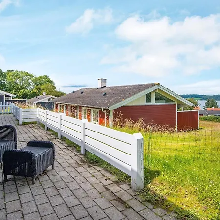 Scenic Retreat By Golf Club - By Traum 펜션